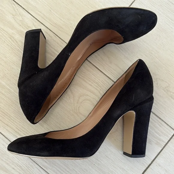 Valentino Black Suede Women's Pumps - Picture 2 of 6